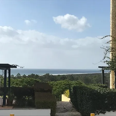 Farol Da Cortesia - *